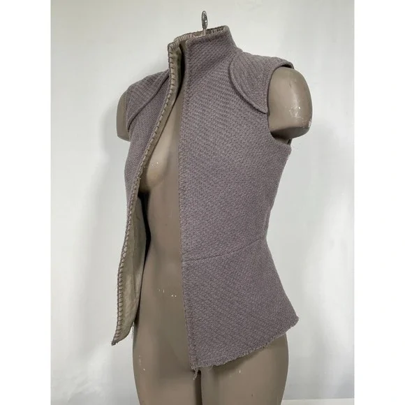 REY Resistance Costume Vest Star Wars Galaxy's Edge Disney Parks Women's XS - Picture 5 of 11
